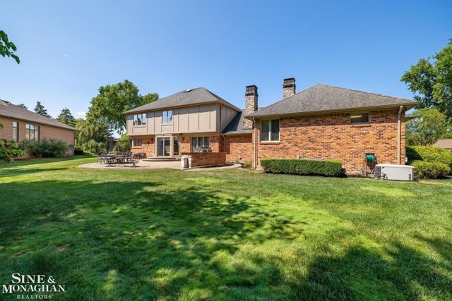 37500 Alpinia Lane, Clinton Township, MI 48036
