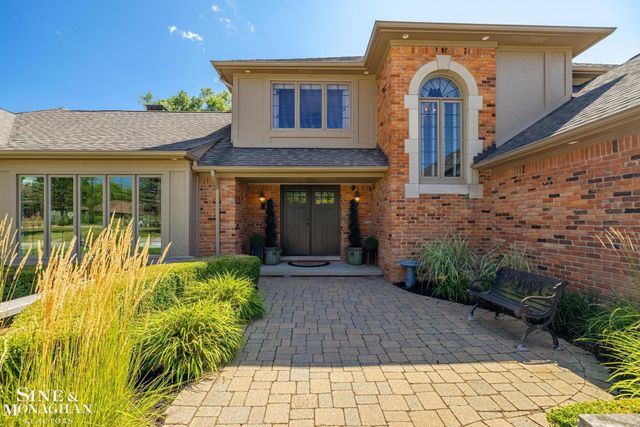 37500 Alpinia Lane, Clinton Township, MI 48036
