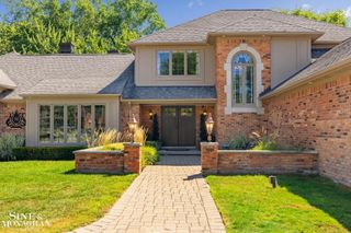 37500 Alpinia Lane, Clinton Township, MI 48036