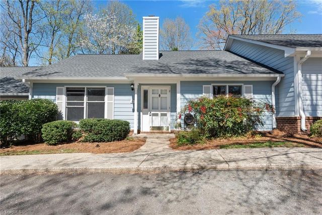 6 Brighton Place, Greensboro, NC 27410