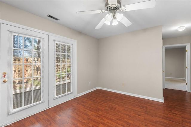 6 Brighton Place, Greensboro, NC 27410