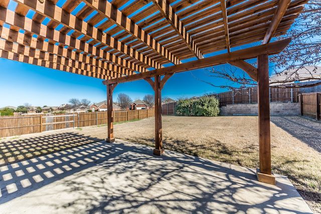 2806 Quarter Horse Lane, Celina, TX 75009