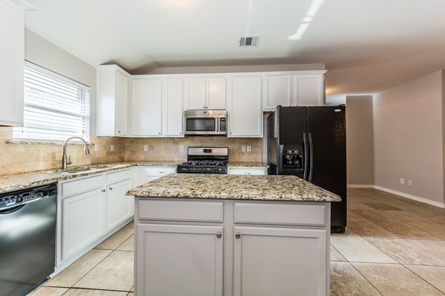 2806 Quarter Horse Lane, Celina, TX 75009