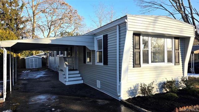 13 Buttercup Drive, Bohemia, NY 11716