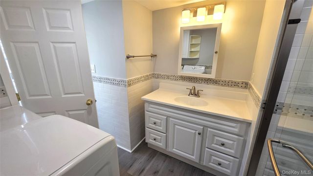 13 Buttercup Drive, Bohemia, NY 11716