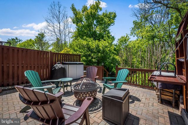 940 HIDDEN MOSS DR, Cockeysville, MD 21030