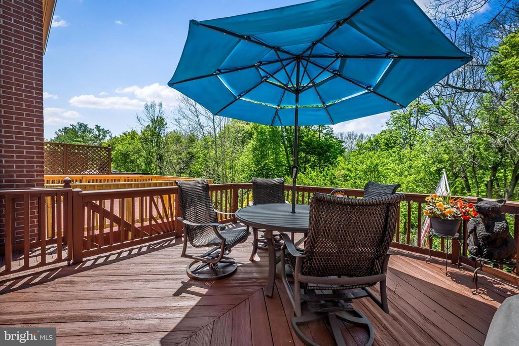 Image 14 of property listing at 940 HIDDEN MOSS DR, Cockeysville, MD 21030