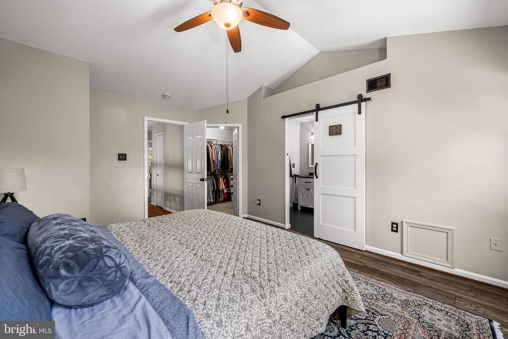 Image 20 of property listing at 940 HIDDEN MOSS DR, Cockeysville, MD 21030