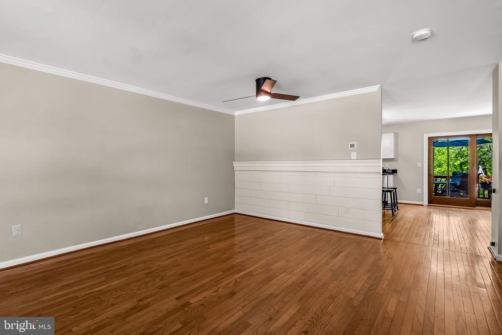 Image 7 of property listing at 940 HIDDEN MOSS DR, Cockeysville, MD 21030