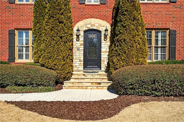 145 Shoal Creek Drive, Roswell, GA 30075