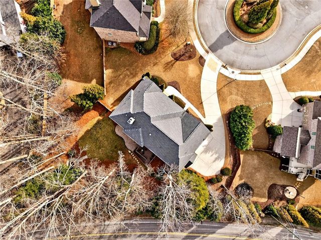 145 Shoal Creek Drive, Roswell, GA 30075