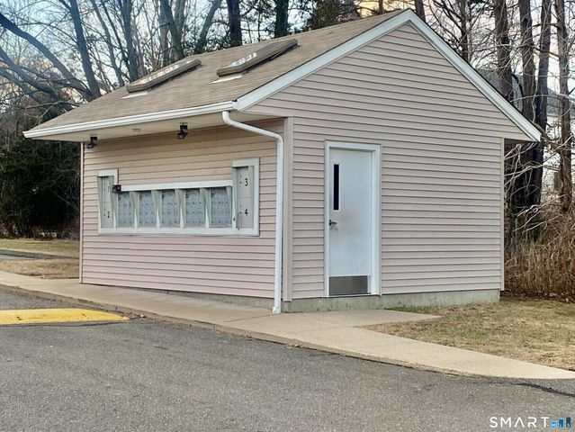 4 Heather Ridge, Shelton, CT 06484
