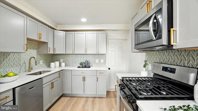 1329 BETHLEHEM AVE, Baltimore, MD 21222