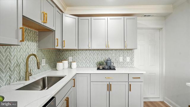 1329 BETHLEHEM AVE, Baltimore, MD 21222