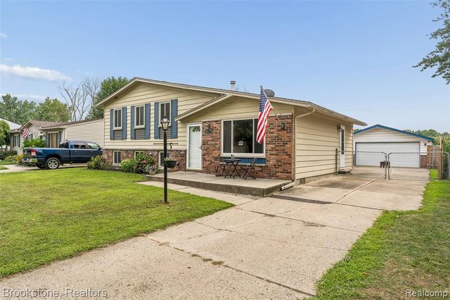 50577 Bower Drive, Chesterfield, MI 48047