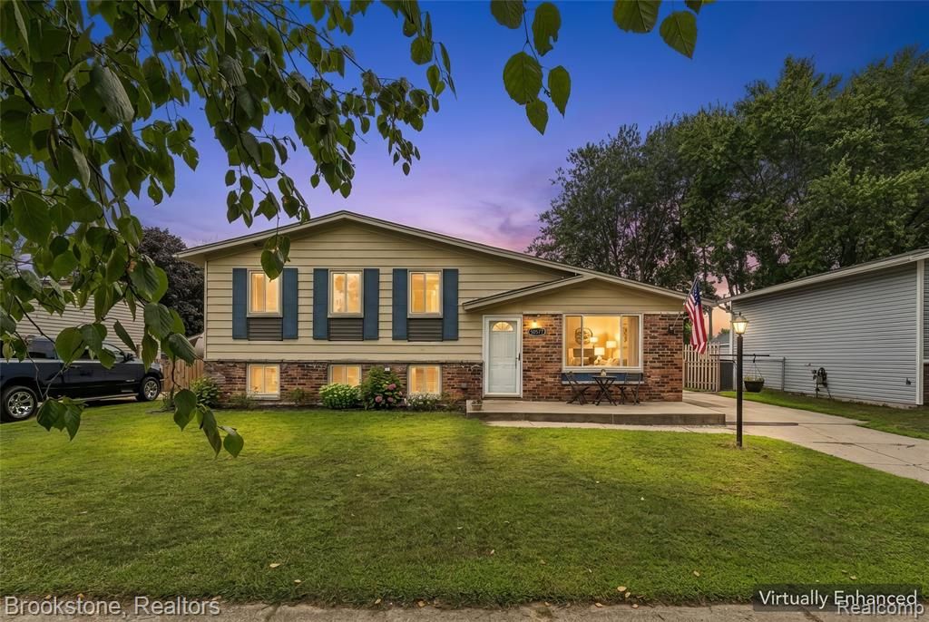 50577 Bower Drive, Chesterfield, MI 48047