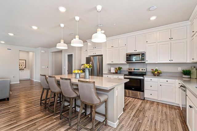 8229 Poppy Ridge Cir, Elk Grove, CA 95757