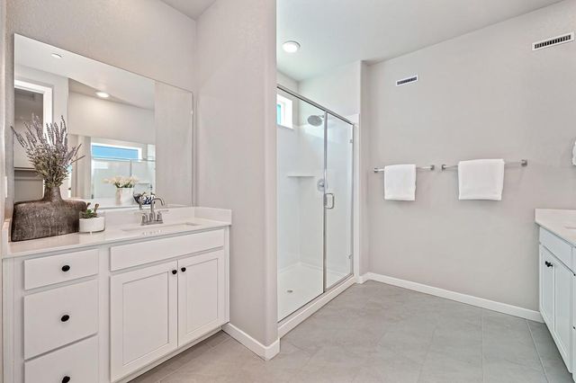 8229 Poppy Ridge Cir, Elk Grove, CA 95757