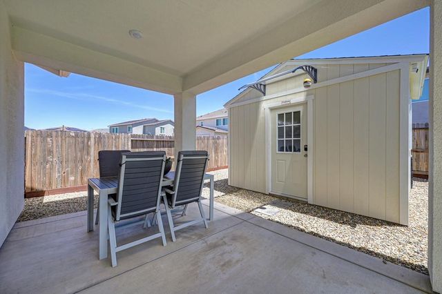 8229 Poppy Ridge Cir, Elk Grove, CA 95757