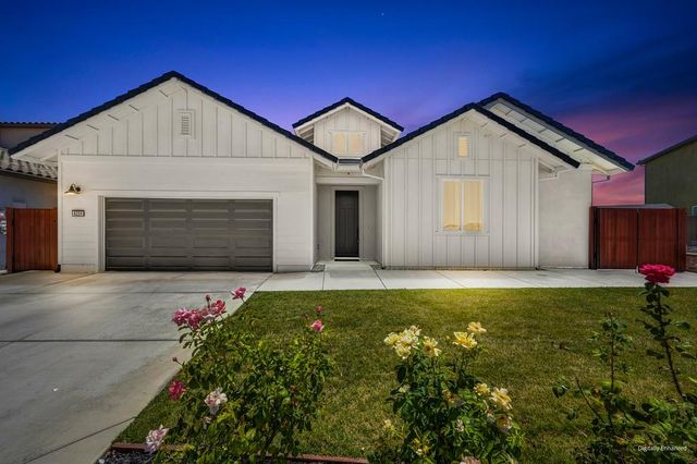 8229 Poppy Ridge Cir, Elk Grove, CA 95757