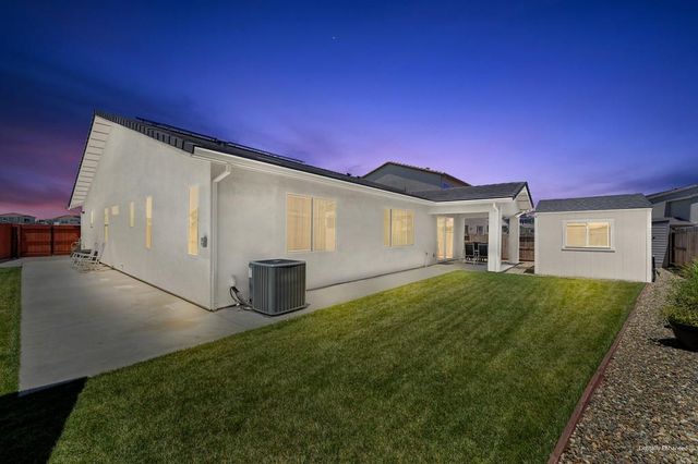 8229 Poppy Ridge Cir, Elk Grove, CA 95757