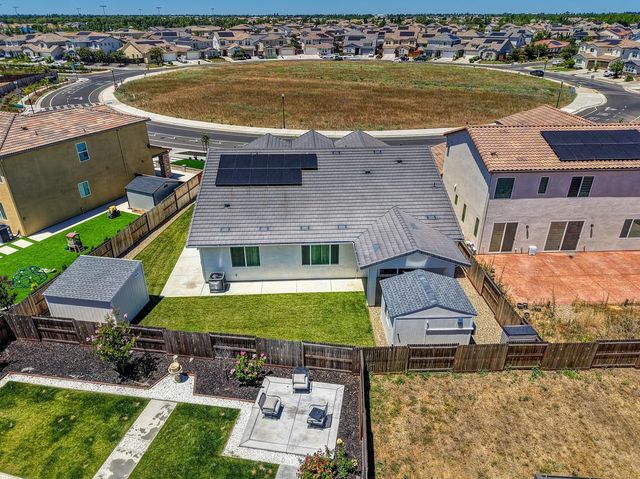 8229 Poppy Ridge Cir, Elk Grove, CA 95757