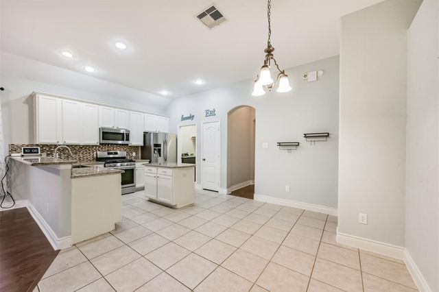 1065 Brigid Court, Dickinson, TX 77539