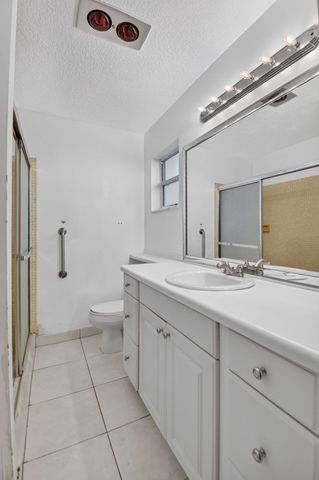 2091 SW 13th Terrace SW, Boynton Beach, FL 33426