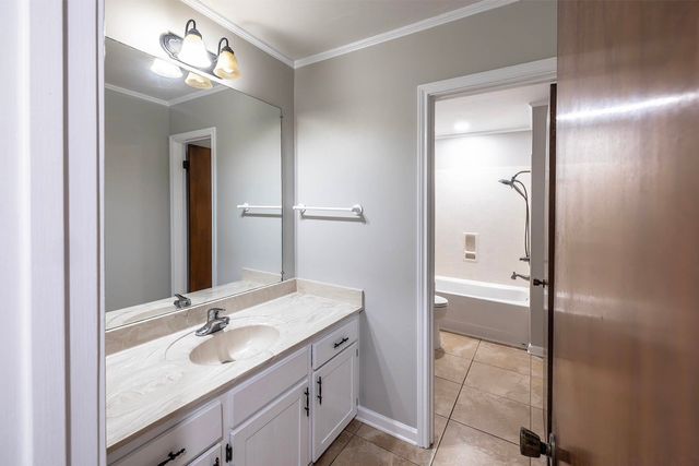 313 Fairfield Dr, Thibodaux, LA 70301