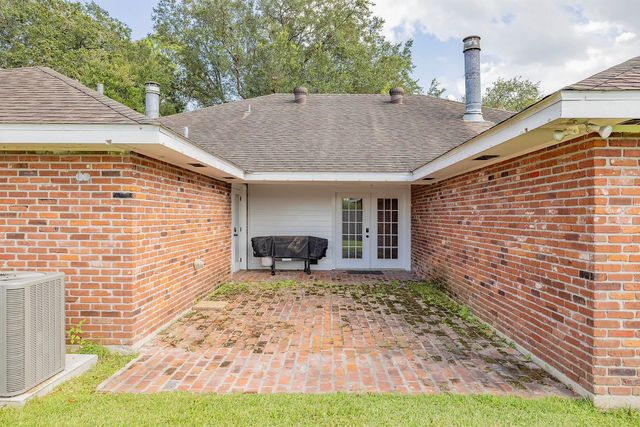 313 Fairfield Dr, Thibodaux, LA 70301