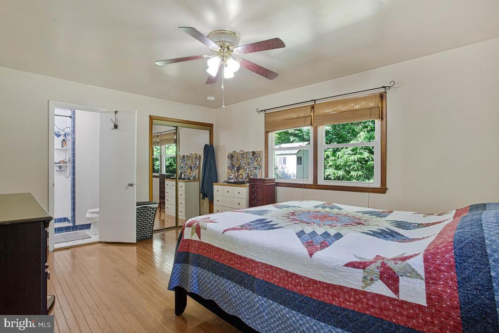 Image 22 of property listing at 6600 ASHLAND RD, La Plata, MD 20646