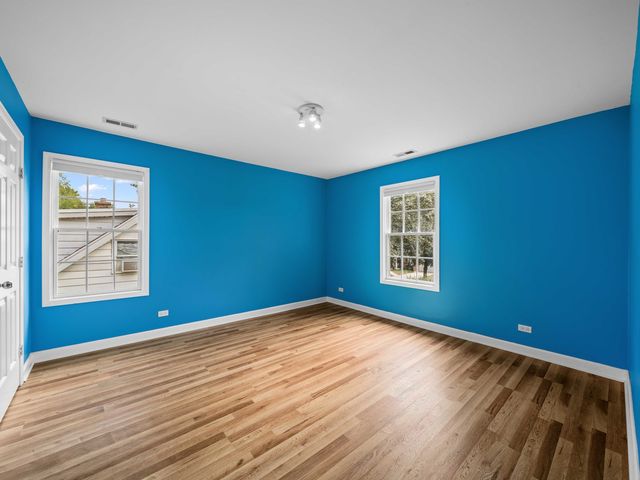 2126 Hickory Court, Glenview, IL 60025