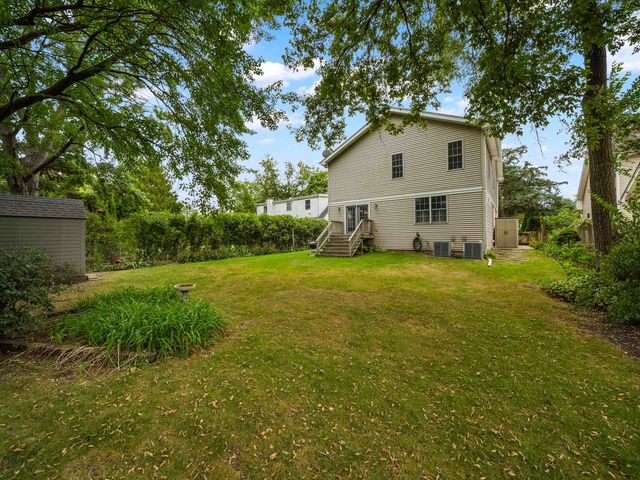 2126 Hickory Court, Glenview, IL 60025