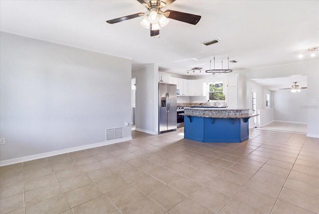 3217 NE 14TH AVENUE, Ocala, FL 34479