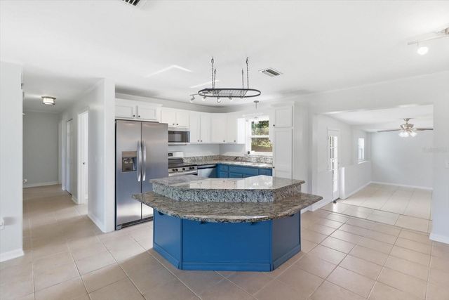 3217 NE 14TH AVENUE, Ocala, FL 34479