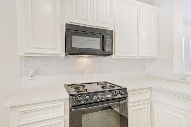12939 Cascadia Knoll Court, Humble, TX 77346