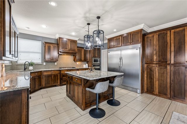1701 Helen Lane, Bentonville, AR 72713