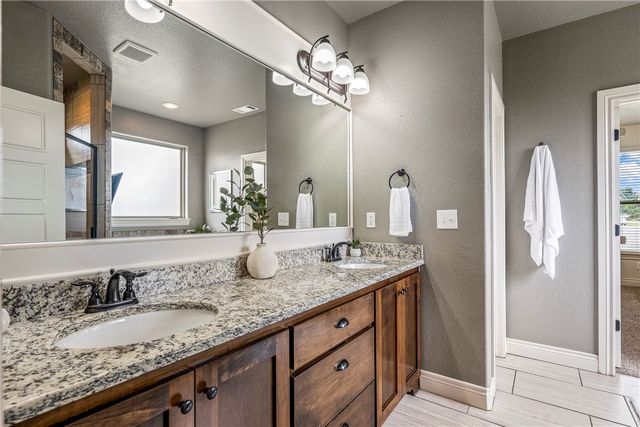 1701 Helen Lane, Bentonville, AR 72713