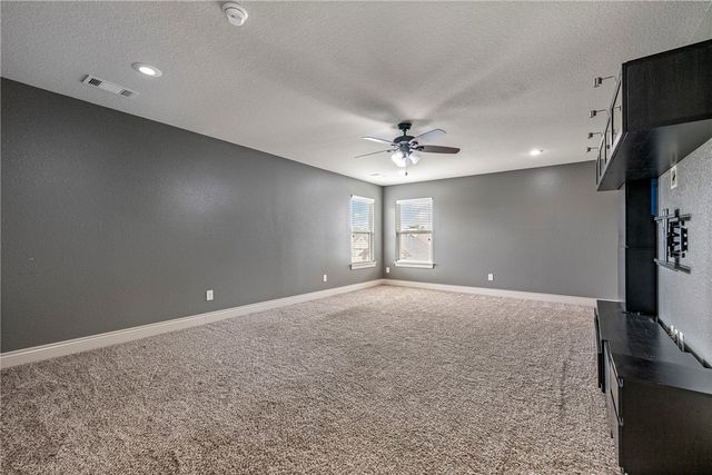 1701 Helen Lane, Bentonville, AR 72713