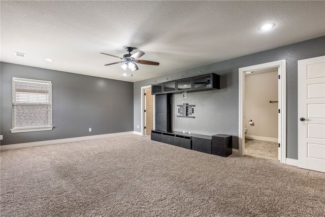 1701 Helen Lane, Bentonville, AR 72713