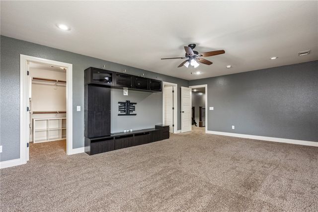 1701 Helen Lane, Bentonville, AR 72713