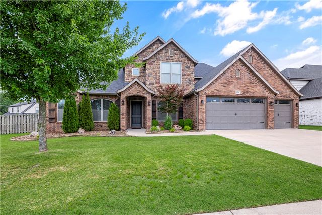 1701 Helen Lane, Bentonville, AR 72713