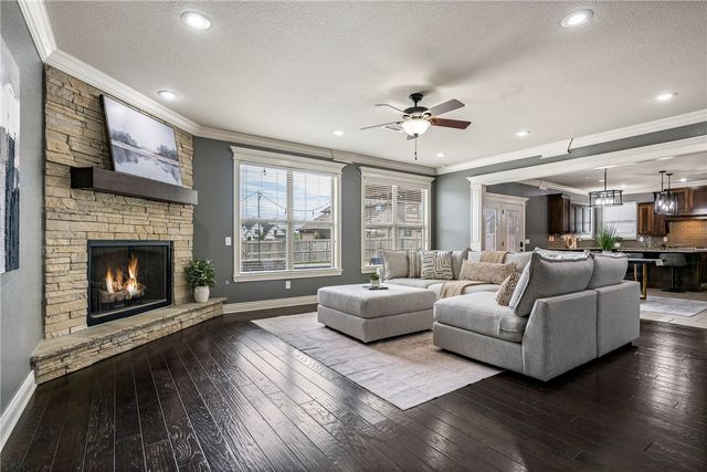 1701 Helen Lane, Bentonville, AR 72713