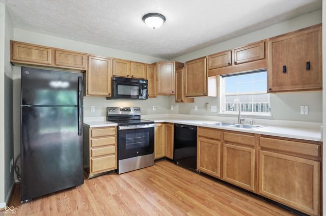 2605 Bristlecone Drive, Indianapolis, IN 46217