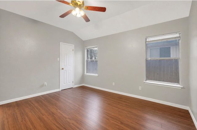1001 Apple Cross DR, Pflugerville, TX 78660