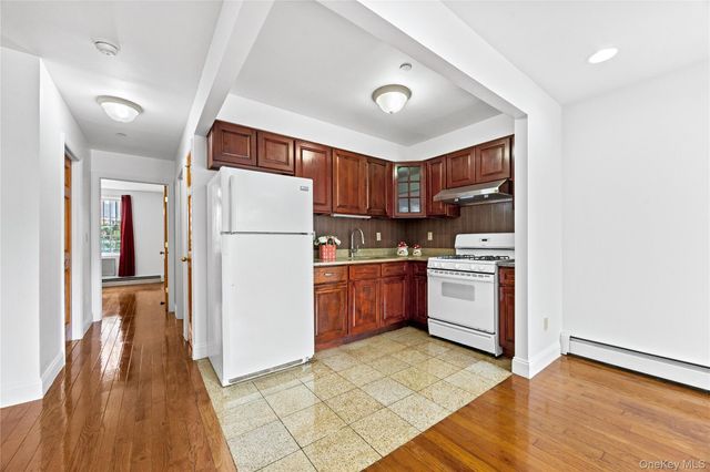 58-11 183rd Street, Fresh Meadows, NY 11365