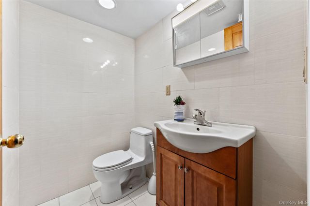 58-11 183rd Street, Fresh Meadows, NY 11365