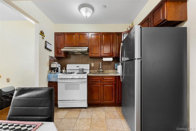 58-11 183rd Street, Fresh Meadows, NY 11365