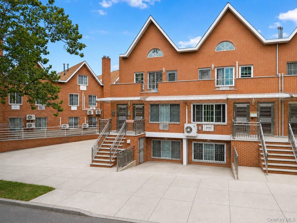 58-11 183rd Street, Fresh Meadows, NY 11365 — photo 3