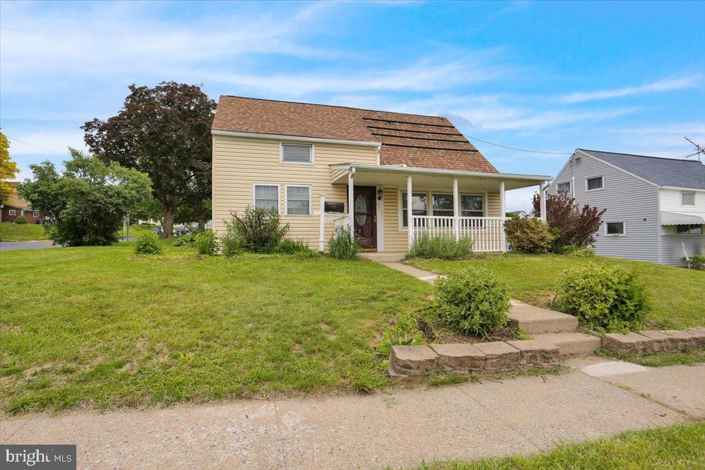 805 APACHE LANE, Temple, PA 19560
